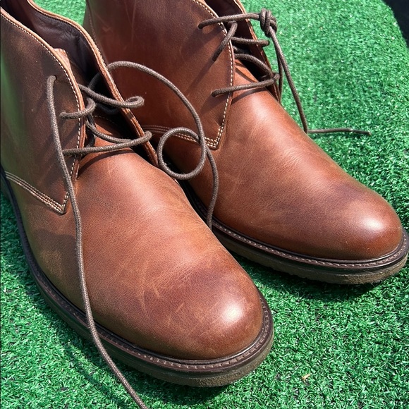 Johnston & Murphy Brown Chukka Boots Classic Leather Design main image 6